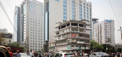 The financial district of Dhaka, Bangladesh. Despite economic growth, almost 40 million people in Bangladesh still live below the national poverty line. Photo: GMB Akrash/Oxfam