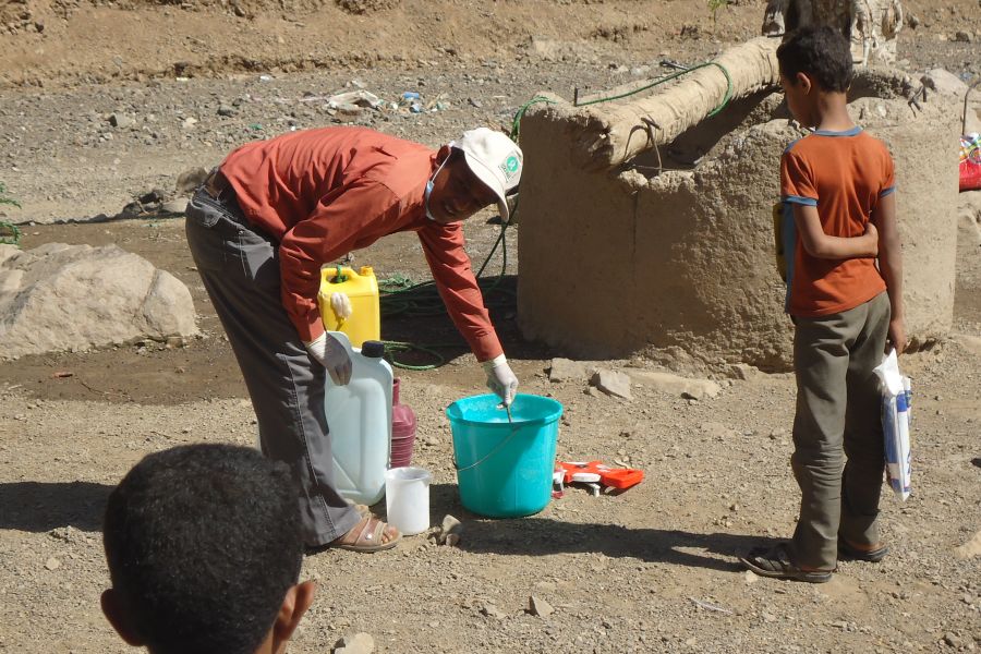 ogb_106439_yemen_cholera_work_900x600.jpg