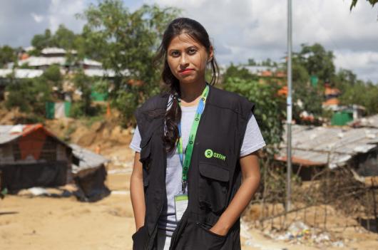 Iffat Tahimd Fatema trabaja como promotora de salud pública en acciones humanitarias en el campo de refugiados de Rohingya en Cox's Bazar, Bangladesh. 