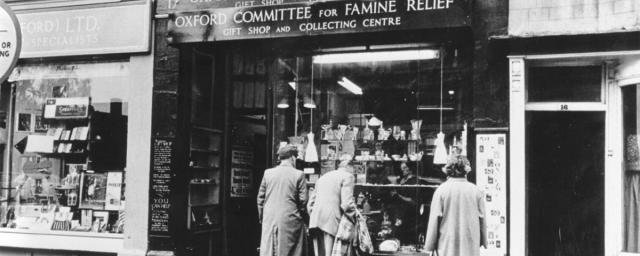 First permanent Oxfam gift shop in Broad Street, Oxford, which opened in 1947. Photograph probably late 1940s. Credit: Oxfam Archive