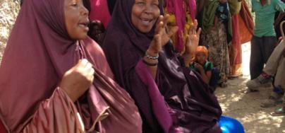 Somali women talking