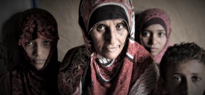 A woman with her children in Hajjah governorate, Yemen. Ahmed Al-Fadeel/Oxfam.