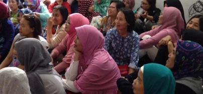 Domestic workers are able to gain access to education, training and better opportunities for their careers through the National Advocacy Network of the Domestic Workers or Jaringan Advokasi Nasional Pekerja Rumah Tangga. Photo: Andi Cipta Asmawaty/Oxfam